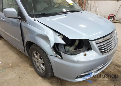 2013 Chrysler Town & Country Touring from USA, damaged, VIN 2C4RC1BG7DR503406